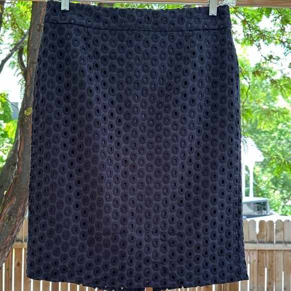 J. Crew NWT Eyelet Crochet Navy Dark Blue Pencil Shirt size 10 - Picture 5 of 16